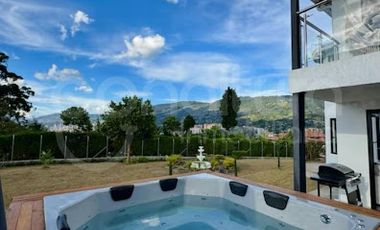 ARRIENDO de CASAS en ENVIGADO