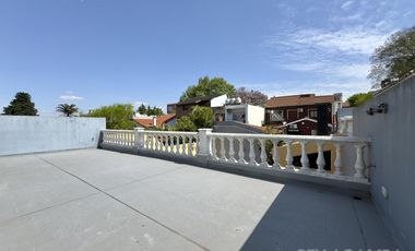 CASA ALQUILER FLORIDA 6 AMBIENTES JARDIN PILETA