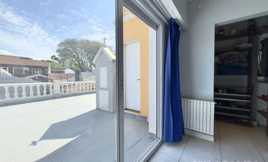 CASA ALQUILER FLORIDA 6 AMBIENTES JARDIN PILETA