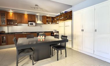 CASA ALQUILER FLORIDA 6 AMBIENTES JARDIN PILETA