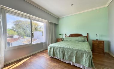 CASA ALQUILER FLORIDA 6 AMBIENTES JARDIN PILETA