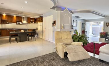 CASA ALQUILER FLORIDA 6 AMBIENTES JARDIN PILETA