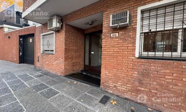 Exc. Zona, 3 Amb. en P.B ,2 Patios a 3/C de Av. Maipú.