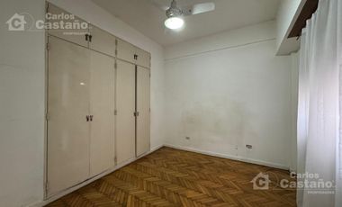 Exc. Zona, 3 Amb. en P.B ,2 Patios a 3/C de Av. Maipú.