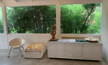 EN VENTA MIRAFLORES CASA SOBRE LOTE CENTRAL, JARDIN ,PILETA