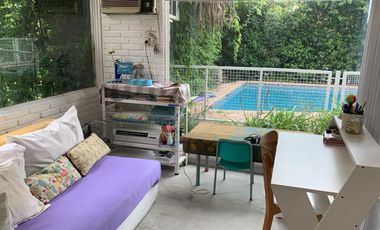 EN VENTA MIRAFLORES CASA SOBRE LOTE CENTRAL, JARDIN ,PILETA