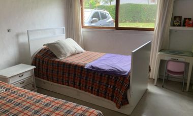EN VENTA MIRAFLORES CASA SOBRE LOTE CENTRAL, JARDIN ,PILETA