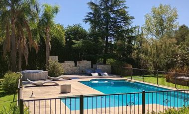 Casa EN VENTA EN COUNTRY EL PARAISO HIPICO & GOLF