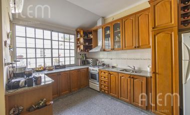 Casa en Venta en Lomas De Zamora