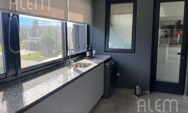 Casa en VENTA y ALQUILER  en Terralagos, Canning
