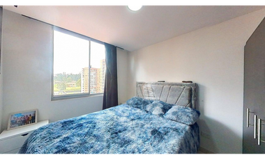 Venta de apartamento en conjunto cerrado en Madrid