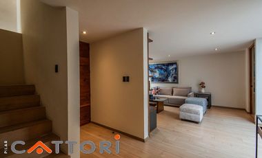 VENTA CASA EN LAS ÁGUILAS