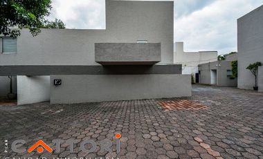 VENTA CASA EN LAS ÁGUILAS