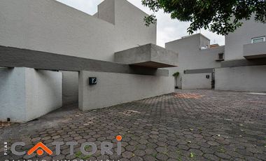 VENTA CASA EN LAS ÁGUILAS