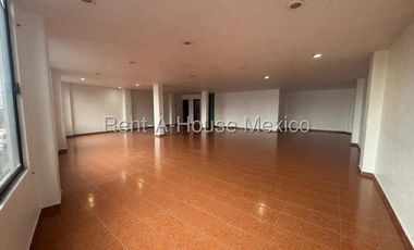 Bodega comercial en Renta en Ejido de San Cristobal, Ecatepec de Morelos JL 26-2715.
