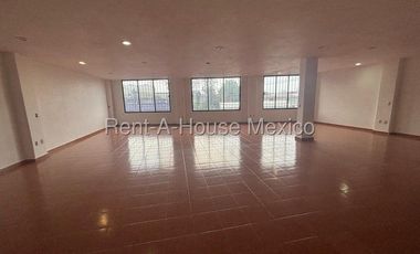 Bodega comercial en Renta en Ejido de San Cristobal, Ecatepec de Morelos JL 26-2715.