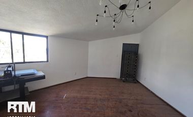 CASA IDEAL PARA OFICINAS EN RENTA EN LOMAS 4TA SECC