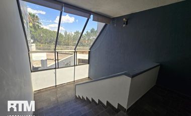 CASA IDEAL PARA OFICINAS EN RENTA EN LOMAS 4TA SECC