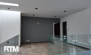 CASA EN VENTA EN LA LOMA CLUB DE GOLF