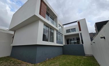 CASA EN VENTA EN LA LOMA CLUB DE GOLF