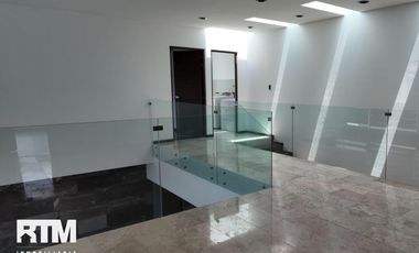 CASA EN VENTA EN LA LOMA CLUB DE GOLF