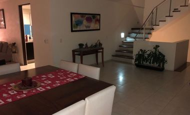 RC CASA EN VENTA EN PUERTA DE QUIROGA BOSQUE ESMERALDA