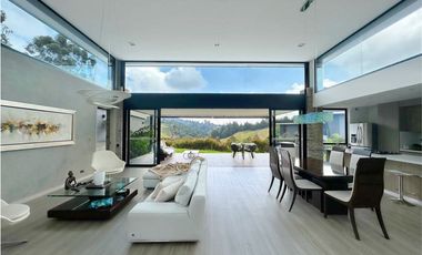 Casa en Arriendo Amoblada en Alto de Palmas
