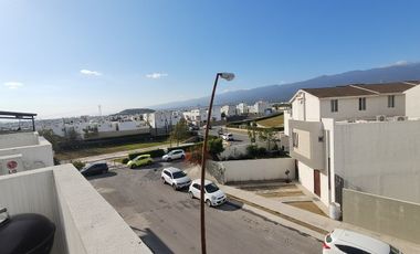 CASA VENTA DE 3 NIVELES EN DOMINIO CUMBRES - GARCIA NL