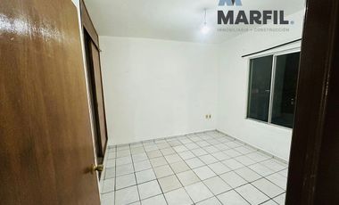 Casa en Renta de 3 Recámaras Cerca Walmart Periférico Colima
