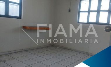 CASA EN RENTA EN COL. MIRAVALLES, TEPIC, NAYARIT.