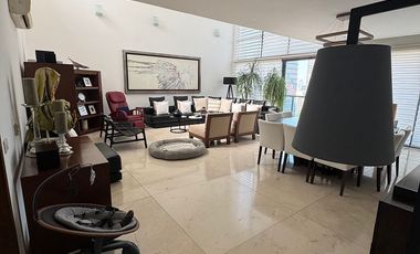 Departamento en venta en el Country Club con 3 habitaciónes