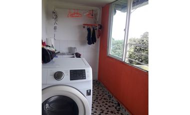 VENTA DE CASA BARRIO LAS CASTILLA ARMENIA 3 APARTAMENTOS