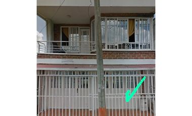 VENTA DE CASA BARRIO LAS CASTILLA ARMENIA 3 APARTAMENTOS