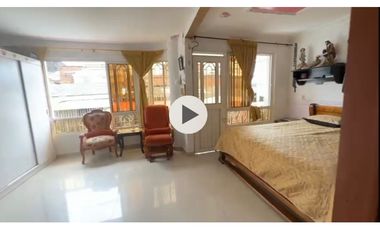 VENTA DE CASA BARRIO LAS CASTILLA ARMENIA 3 APARTAMENTOS