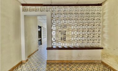 CASA EN VENTA EN EL CENTRO DE SANTA MARTA - OPORTUNIDAD DE INVERSIÓN