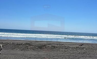 TERRENO EN VENTA FRENTE A PLAYA