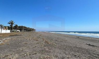TERRENO EN VENTA FRENTE A PLAYA