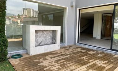 CASA EN VENTA PARA ESTRENAR EN BOSQUES DE LAS PALMAS, HUIXQUILUCAN