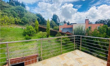 SE VENDE CASA EN APOSENTOS - SOPO