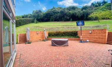 SE VENDE CASA EN APOSENTOS - SOPO