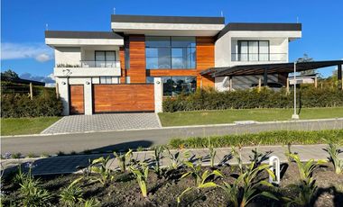Casa en Arriendo o Venta Llanogrande Rionegro