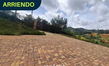 Finca en Arriendo en San vicente- las hojas