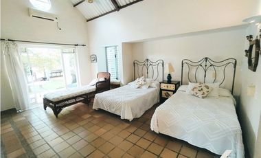 SE VENDE CASA CAMPESTRE EN PEÑALISA - RICAURTE