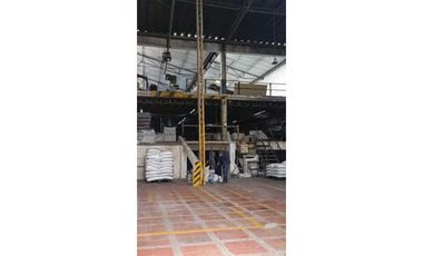 BODEGA EN ARRIENDO EN EL SECTOR DE PUENTE ARANDA
