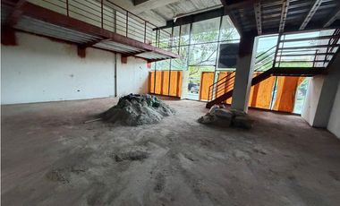 CONDADO DEL REY / LOCAL COMERCIAL / CONDADO PLAZA  / 230M / 2 NIVELES