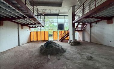 CONDADO DEL REY / LOCAL COMERCIAL / CONDADO PLAZA  / 230M / 2 NIVELES