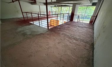 SE ALQUILA LOCAL COMERCIAL EN CONDADO PLAZA DE 230M CON MEZZANINE