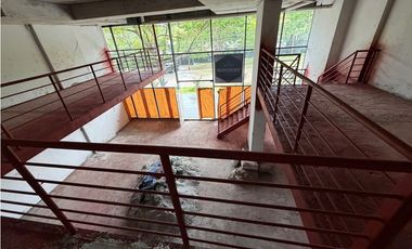 SE ALQUILA LOCAL COMERCIAL EN CONDADO PLAZA DE 230M CON MEZZANINE