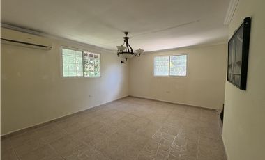 CHAME / LAS LAJAS / 268M / 2 NIVELES / 4 HABITACION / AMOBLADA