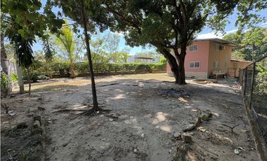 SE ALQUILA CASA CON PISCINA EN CHAME LAS LAJAS AMOBLADA